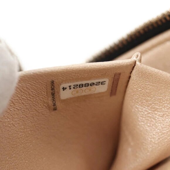 CHANEL Matelasse Pouch Lamb Skin Black Gold CC Auth 132970M - Picture 11 of 16